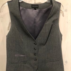 Women’s gray vest